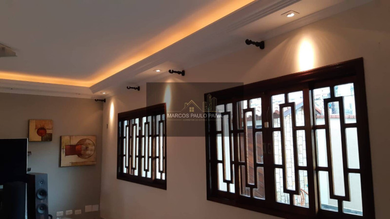 Imagem Sobrado com 3 Quartos à Venda, 164 m² em Jardim Vila Galvão - Guarulhos Imagem Sobrado com 3 Quartos à Venda, 164 m² em Jardim Vila Galvão - Guarulhos