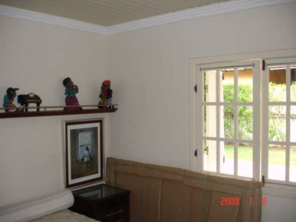 Imagem Casa com 5 Quartos à Venda, 200 m² em Estrada Do Coco - Lauro De Freitas Imagem Casa com 5 Quartos à Venda, 200 m² em Estrada Do Coco - Lauro De Freitas