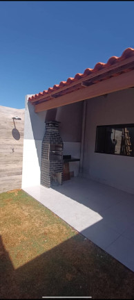 Imagem Casa com 2 Quartos à Venda, 86 m² em Goiânia Imagem Casa com 2 Quartos à Venda, 86 m² em Goiânia