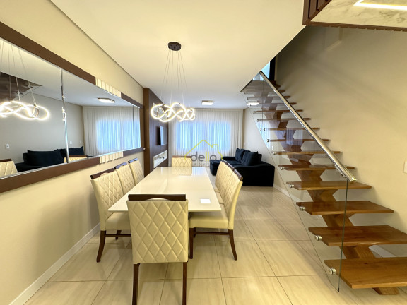 Imagem Casa com 4 Quartos à Venda, 259 m² em Iririú - Joinville Imagem Casa com 4 Quartos à Venda, 259 m² em Iririú - Joinville