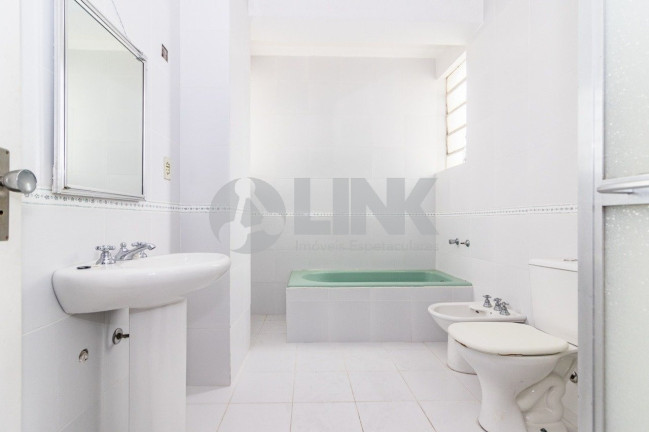 Imagem Apartamento com 3 Quartos à Venda, 168 m² em Moinhos De Vento - Porto Alegre Imagem Apartamento com 3 Quartos à Venda, 168 m² em Moinhos De Vento - Porto Alegre