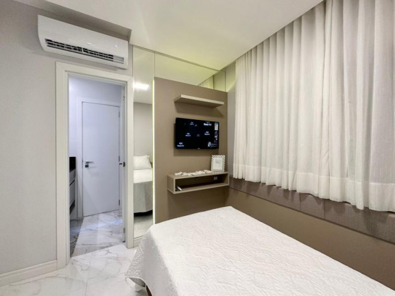 Imagem Casa com 4 Quartos à Venda, em -- - Capao Da Canoa Imagem Casa com 4 Quartos à Venda, em -- - Capao Da Canoa