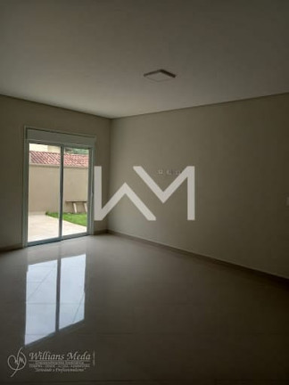 Imagem Sobrado com 3 Quartos à Venda, 250 m² em Jardim Via Dutra - Arujá Imagem Sobrado com 3 Quartos à Venda, 250 m² em Jardim Via Dutra - Arujá