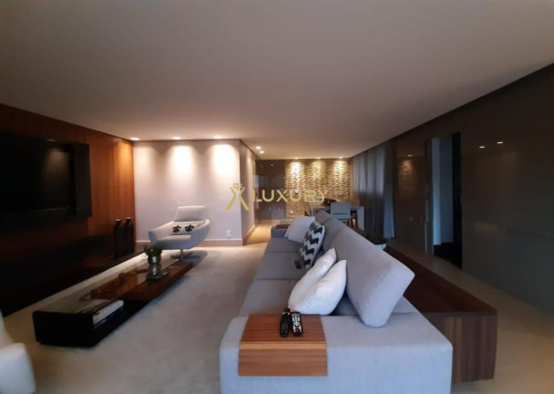 Imagem Imóvel com 4 Quartos à Venda, 175 m² em Santa Lúcia - Belo Horizonte Imagem Imóvel com 4 Quartos à Venda, 175 m² em Santa Lúcia - Belo Horizonte