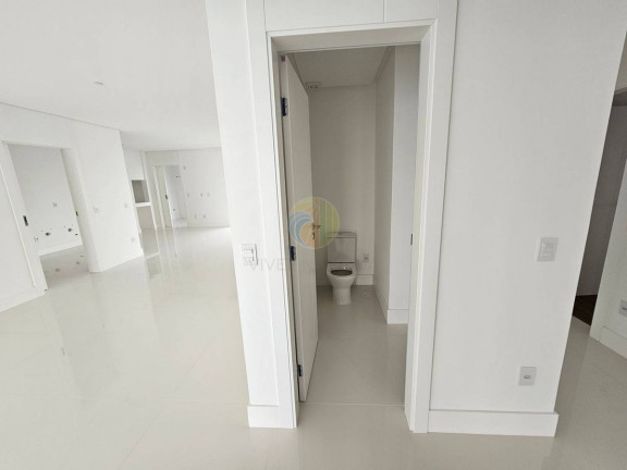 Imagem Apartamento com 4 Quartos à Venda, em Barra Sul - Balneário Camboriú Imagem Apartamento com 4 Quartos à Venda, em Barra Sul - Balneário Camboriú