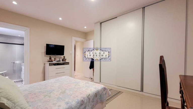 Imagem Apartamento com 3 Quartos à Venda, 170 m² em Copacabana - Rio De Janeiro