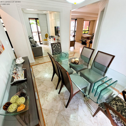 Imagem Imóvel com 4 Quartos à Venda, 174 m² em Pituba - Salvador Imagem Imóvel com 4 Quartos à Venda, 174 m² em Pituba - Salvador