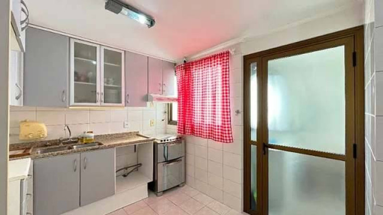 Imagem Apartamento com 3 Quartos à Venda, 99 m² em Cristal - Porto Alegre