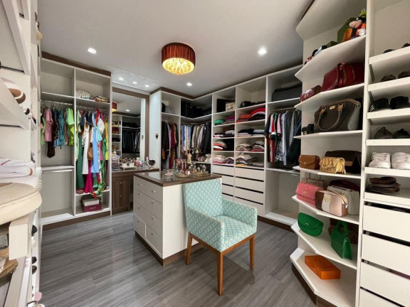 Imagem Casa com 3 Quartos à Venda, 289 m² em Santa Regina - Camboriú Imagem Casa com 3 Quartos à Venda, 289 m² em Santa Regina - Camboriú