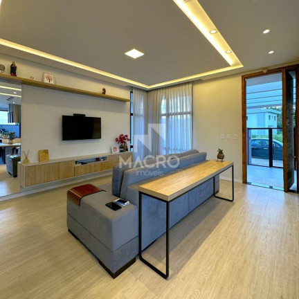 Imagem Casa com 3 Quartos à Venda, 180 m² em Três Rios Do Sul - Jaraguá Do Sul Imagem Casa com 3 Quartos à Venda, 180 m² em Três Rios Do Sul - Jaraguá Do Sul