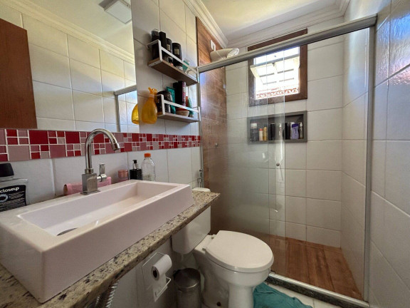 Imagem Casa de Condomínio com 4 Quartos à Venda, 490 m² em Buraquinho - Lauro De Freitas