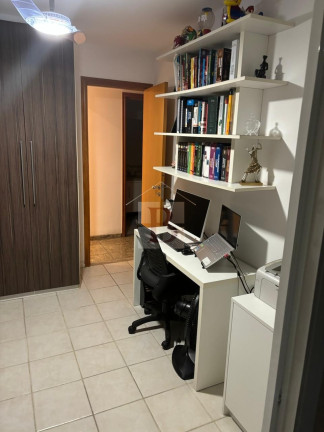 Imagem Imóvel com 3 Quartos à Venda, 110 m² em Icaraí - Niterói Imagem Imóvel com 3 Quartos à Venda, 110 m² em Icaraí - Niterói