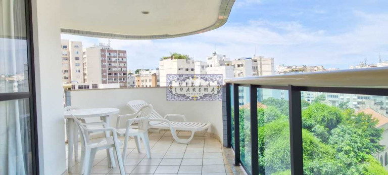 Imagem Apartamento com 1 Quarto à Venda, 66 m² em Copacabana - Rio De Janeiro Imagem Apartamento com 1 Quarto à Venda, 66 m² em Copacabana - Rio De Janeiro