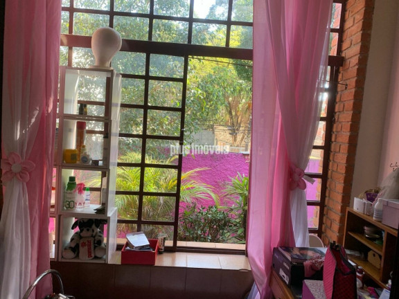 Imagem Casa com 6 Quartos à Venda, 480 m² em Chácara Monte Alegre - São Paulo Imagem Casa com 6 Quartos à Venda, 480 m² em Chácara Monte Alegre - São Paulo