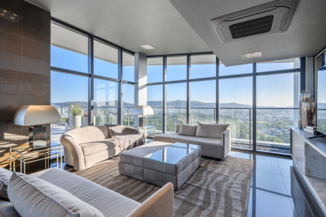 Imagem Imóvel com 2 Quartos à Venda, 67 m² em Petrópolis - Porto Alegre Imagem Imóvel com 2 Quartos à Venda, 67 m² em Petrópolis - Porto Alegre
