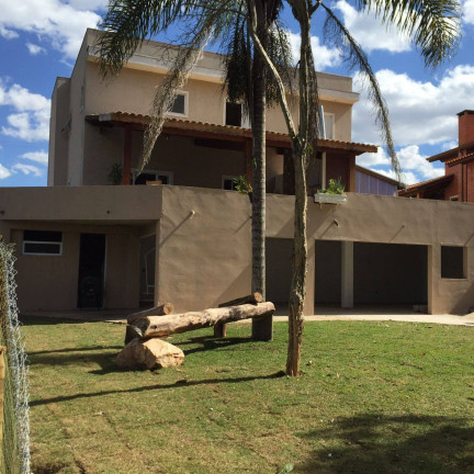 Imagem Casa com 4 Quartos à Venda, 1.032 m² em Jarinu