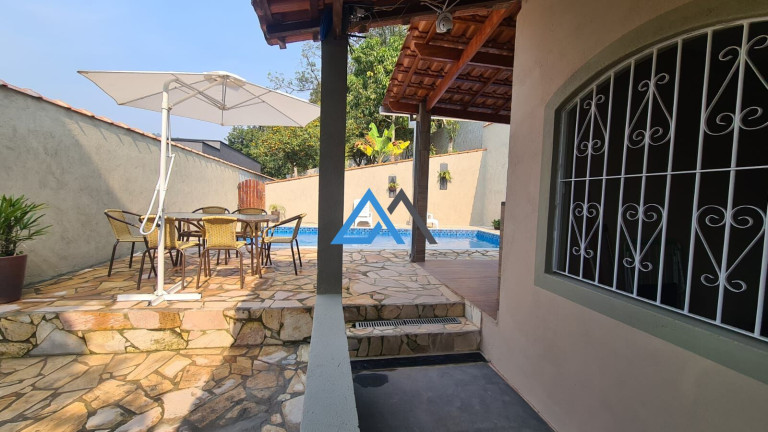 Imagem Imóvel com 3 Quartos à Venda, 527 m² em Terra Preta (terra Preta) - Mairiporã Imagem Imóvel com 3 Quartos à Venda, 527 m² em Terra Preta (terra Preta) - Mairiporã