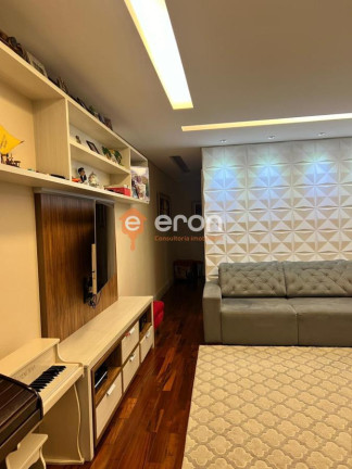 Imagem Apartamento com 3 Quartos à Venda, 116 m²