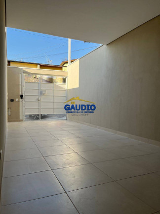 Imagem Casa com 3 Quartos à Venda, 110 m² em Campo Limpo - São Paulo Imagem Casa com 3 Quartos à Venda, 110 m² em Campo Limpo - São Paulo