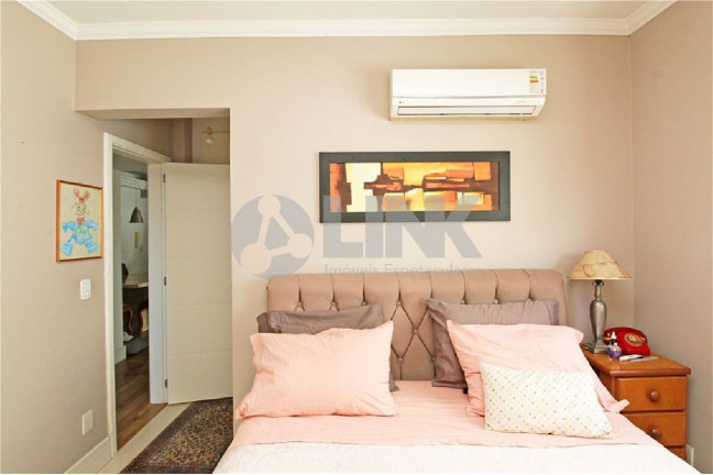 Imagem Apartamento com 2 Quartos à Venda, 77 m² em Cristo Redentor - Porto Alegre Imagem Apartamento com 2 Quartos à Venda, 77 m² em Cristo Redentor - Porto Alegre