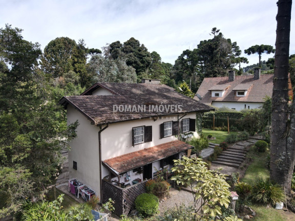 Imagem Casa com 4 Quartos à Venda, 210 m² em Região De Capivari - Campos Do Jordão Imagem Casa com 4 Quartos à Venda, 210 m² em Região De Capivari - Campos Do Jordão