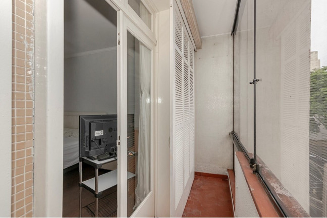 Imagem Imóvel com 3 Quartos à Venda, 128 m² em Auxiliadora - Porto Alegre Imagem Imóvel com 3 Quartos à Venda, 128 m² em Auxiliadora - Porto Alegre