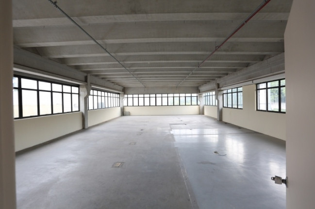 Imagem Galpão para Alugar, 2.060 m² em Aluga Se Galpão Em Alphaville - Alphaville