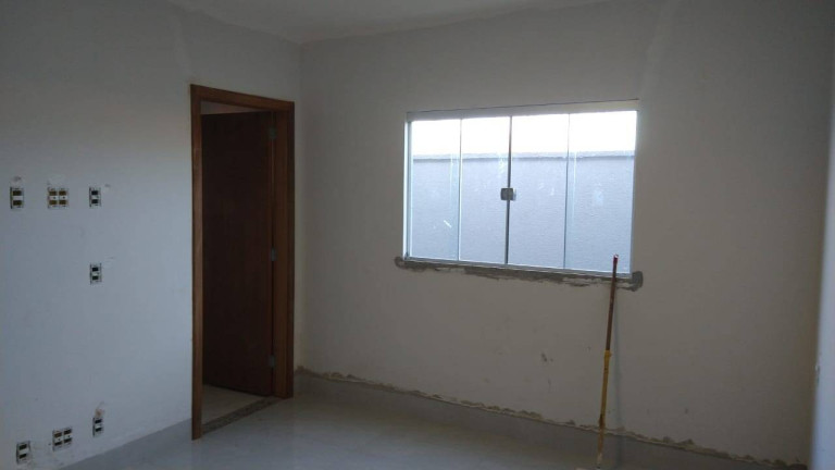 Imagem Casa com 2 Quartos à Venda, 180 m² em Jardim Miramar - Aparecida De Goiânia Imagem Casa com 2 Quartos à Venda, 180 m² em Jardim Miramar - Aparecida De Goiânia