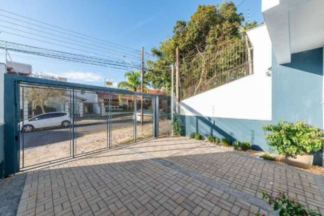 Imagem Casa com 3 Quartos à Venda, 137 m² em Chácara Das Pedras - Porto Alegre