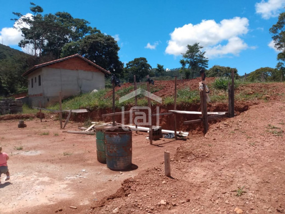 Imagem Imóvel com 1 Quarto à Venda, 720 m² em Laranjeiras De Caldas - Caldas Imagem Imóvel com 1 Quarto à Venda, 720 m² em Laranjeiras De Caldas - Caldas