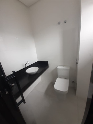 Imagem Casa com 3 Quartos à Venda, 219 m² em Portal Do Sol Green - Goiania Imagem Casa com 3 Quartos à Venda, 219 m² em Portal Do Sol Green - Goiania