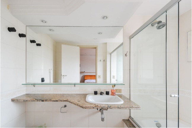 Imagem Imóvel com 4 Quartos à Venda, 160 m² em Vila Suzana - São Paulo Imagem Imóvel com 4 Quartos à Venda, 160 m² em Vila Suzana - São Paulo