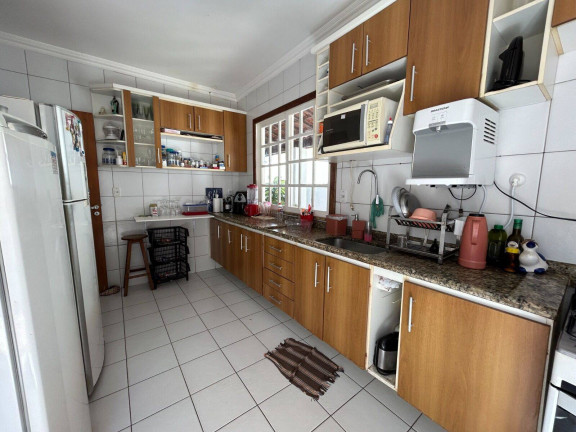 Imagem Casa de Condomínio com 4 Quartos à Venda, 490 m² em Buraquinho - Lauro De Freitas
