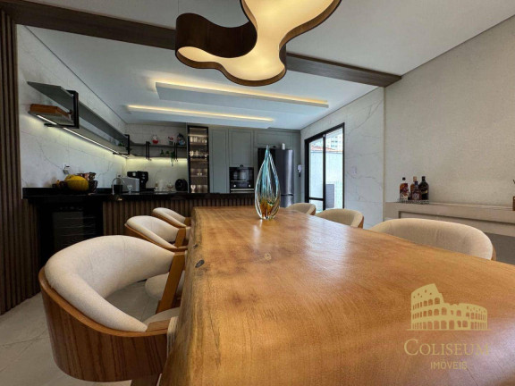Sobrado com 3 Quartos à Venda, 140 m² em Vila Guilhermina - Praia Grande