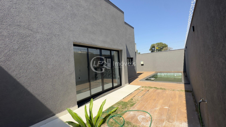 Imagem Casa com 3 Quartos à Venda, 131 m² em São Francisco - Campo Grande