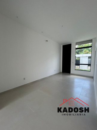 Imagem Casa com 3 Quartos à Venda, 224 m² em Sim - Feira De Santana Imagem Casa com 3 Quartos à Venda, 224 m² em Sim - Feira De Santana