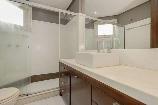 Imagem Apartamento com 2 Quartos à Venda, 5.000 m² em Auxiliadora - Porto Alegre