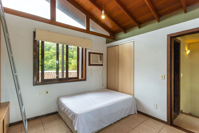 Imagem Casa de Condomínio com 3 Quartos à Venda, 200 m² em Vila Assunção - Porto Alegre Imagem Casa de Condomínio com 3 Quartos à Venda, 200 m² em Vila Assunção - Porto Alegre