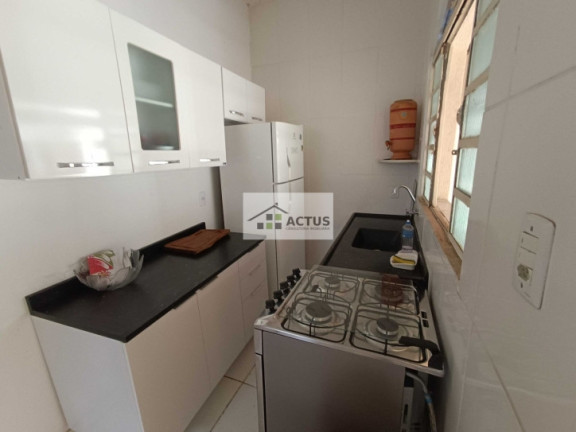 Imagem Casa com 3 Quartos à Venda, 340 m² em Cruzeiro - Ibirité