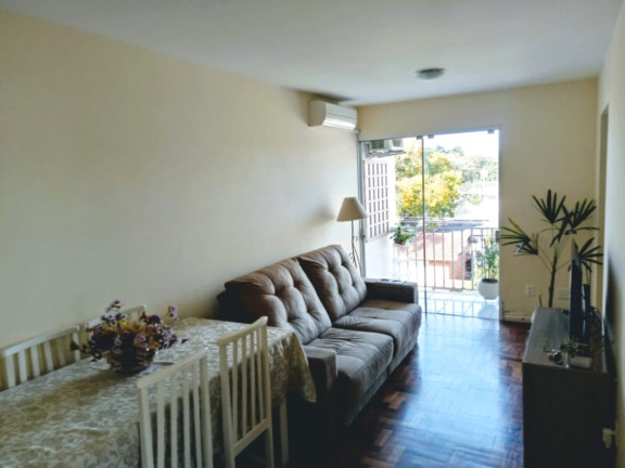 Imagem Imóvel com 2 Quartos à Venda, 57 m² em Camaquã - Porto Alegre Imagem Imóvel com 2 Quartos à Venda, 57 m² em Camaquã - Porto Alegre