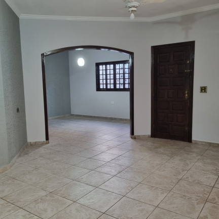 Casa com 4 Quartos à Venda,  em Parque Silva Azevedo (nova Veneza) - Sumaré