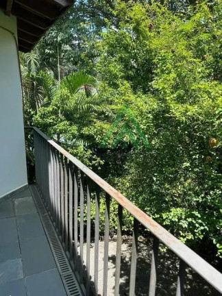 Imagem Casa com 3 Quartos à Venda, 264 m² em Pacaembu - São Paulo Imagem Casa com 3 Quartos à Venda, 264 m² em Pacaembu - São Paulo