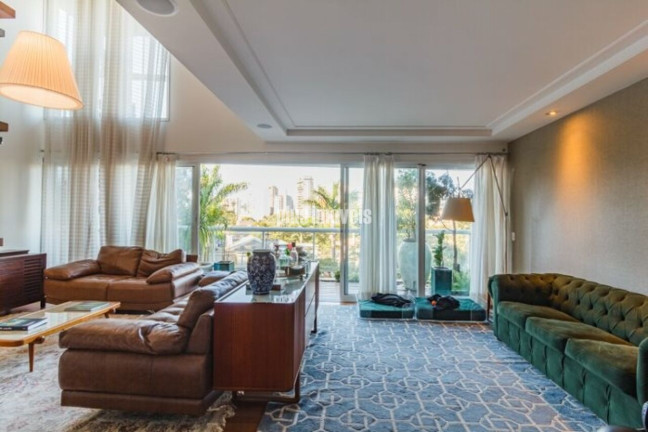 Imagem Casa com 4 Quartos à Venda, 335 m² em Real Parque - São Paulo Imagem Casa com 4 Quartos à Venda, 335 m² em Real Parque - São Paulo