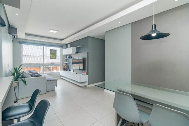 Apartamento com 3 Quartos à Venda, 72 m² em Sarandi - Porto Alegre