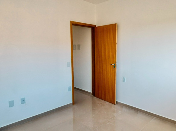 Imagem Sobrado com 2 Quartos à Venda, 101 m² em Areias - São José