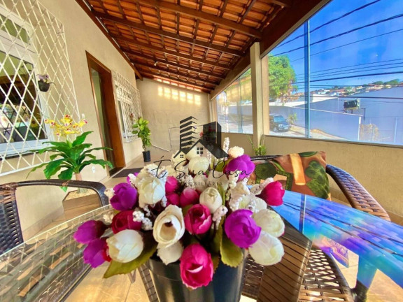 Imagem Casa com 4 Quartos à Venda, 280 m² em Alto Dos Pinheiros - Belo Horizonte Imagem Casa com 4 Quartos à Venda, 280 m² em Alto Dos Pinheiros - Belo Horizonte