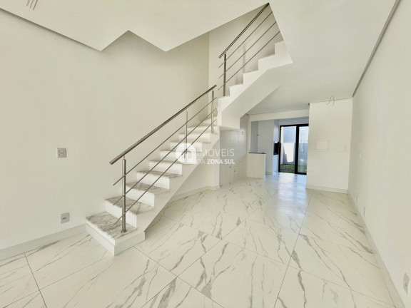 Imagem Casa com 2 Quartos à Venda, 88 m² Imagem Casa com 2 Quartos à Venda, 88 m²