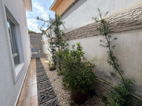 Imagem Sobrado com 3 Quartos à Venda, 130 m² em Setor Negrão De Lima - Goiânia Imagem Sobrado com 3 Quartos à Venda, 130 m² em Setor Negrão De Lima - Goiânia