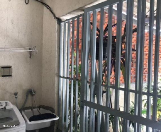 Imagem Sobrado com 4 Quartos à Venda, 176 m² em Campanário - Diadema Imagem Sobrado com 4 Quartos à Venda, 176 m² em Campanário - Diadema