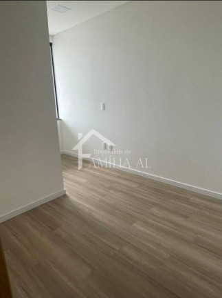 Casa com 3 Quartos à Venda,  em Aventureiro - Joinville